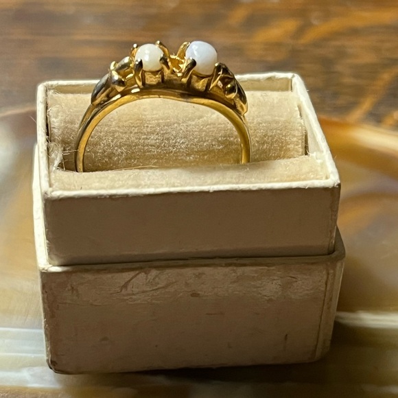 18K Gold Natural Australia Opals with Inclusions Ring - Picture 3 of 6